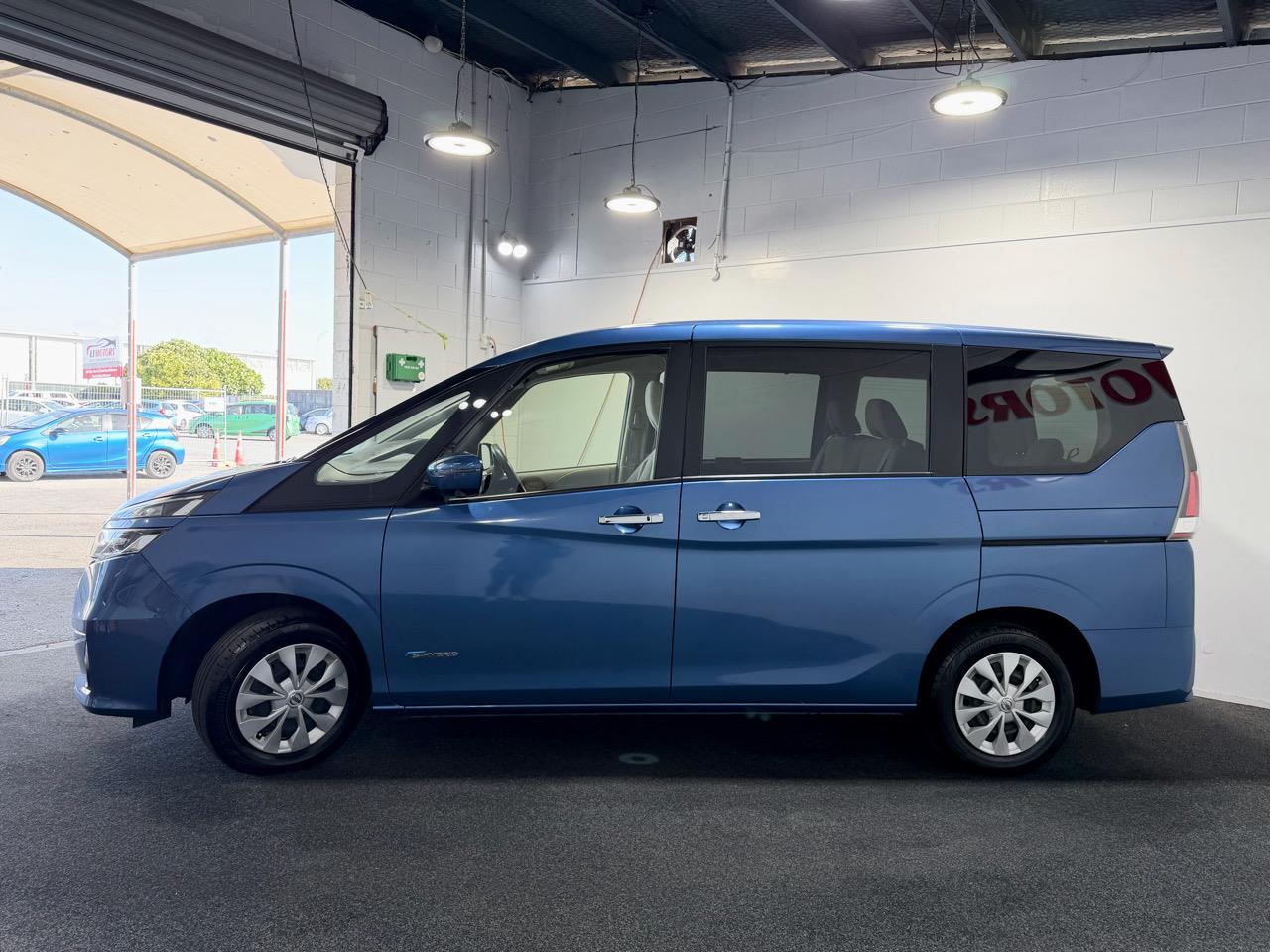 2017 Nissan Serena