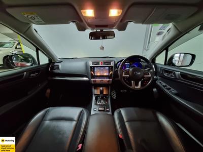 2015 Subaru Outback - Thumbnail