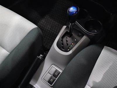 2014 Toyota Aqua - Thumbnail