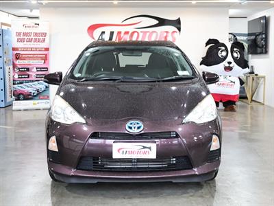 2014 Toyota Aqua - Thumbnail