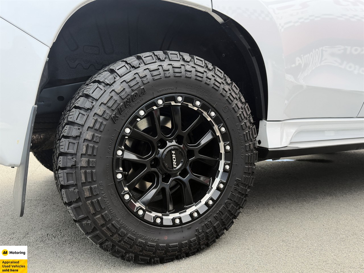 2022 Mitsubishi Pajero Sport