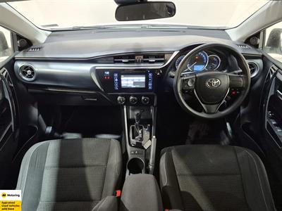 2018 Toyota Corolla - Thumbnail