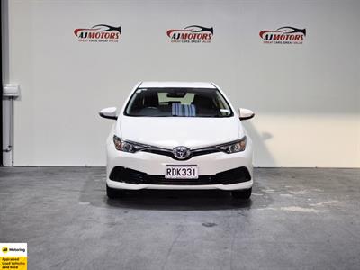 2018 Toyota Corolla - Thumbnail