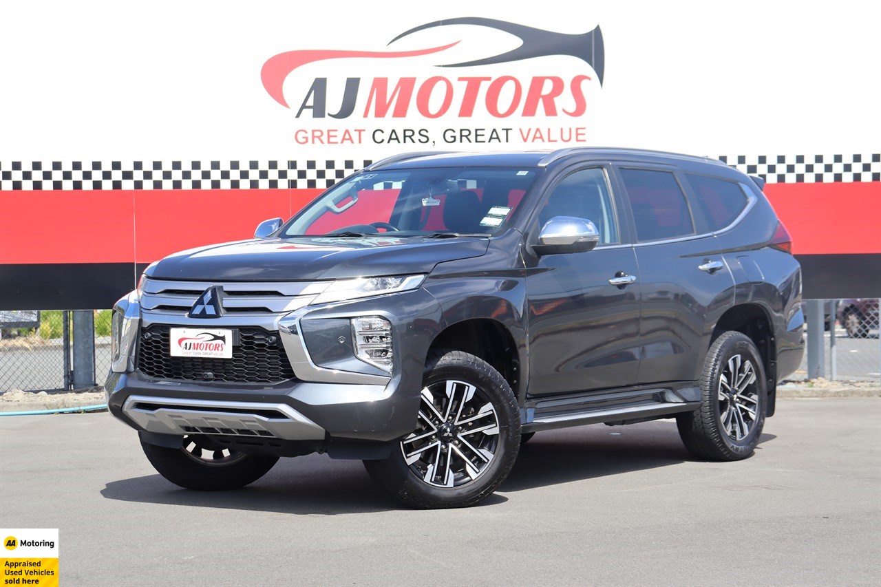 2023 Mitsubishi Pajero Sport