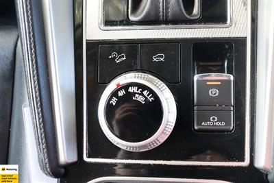 2023 Mitsubishi Pajero Sport - Thumbnail