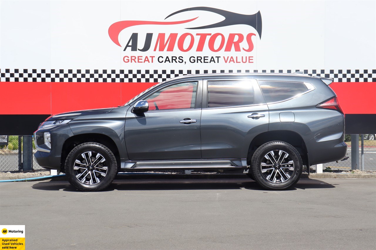 2023 Mitsubishi Pajero Sport