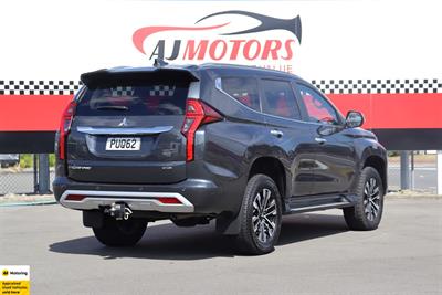 2023 Mitsubishi Pajero Sport - Thumbnail