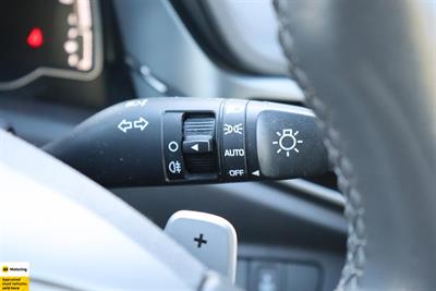 2022 Hyundai IONIQ - Thumbnail