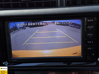 2015 Toyota Aqua - Thumbnail