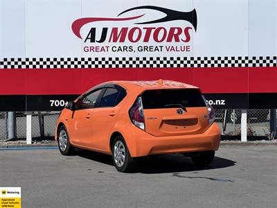 2015 Toyota Aqua - Thumbnail