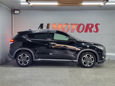 2017 Honda Vezel - Thumbnail