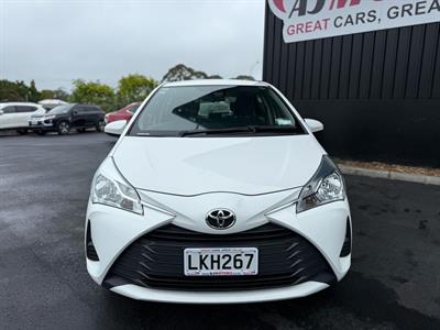 2018 Toyota Yaris - Thumbnail