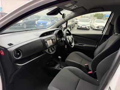 2018 Toyota Yaris - Thumbnail