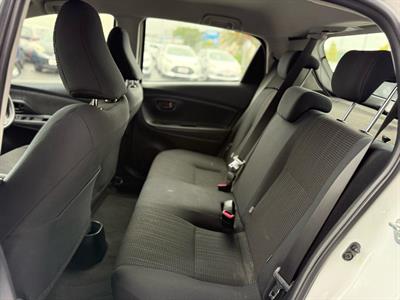 2018 Toyota Yaris - Thumbnail