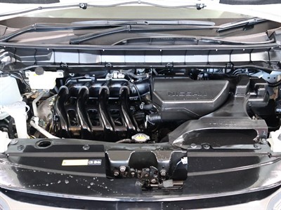 2016 Nissan Serena - Thumbnail