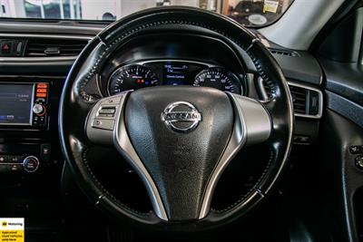 2014 Nissan X-Trail - Thumbnail