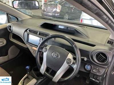 2013 Toyota Aqua - Thumbnail
