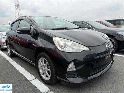 2013 Toyota Aqua - Thumbnail