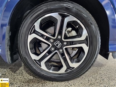 2015 Honda Vezel - Thumbnail