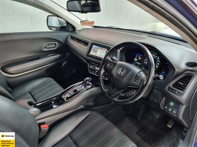 2015 Honda Vezel - Thumbnail