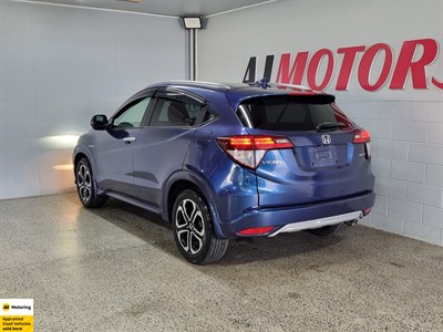 2015 Honda Vezel - Thumbnail