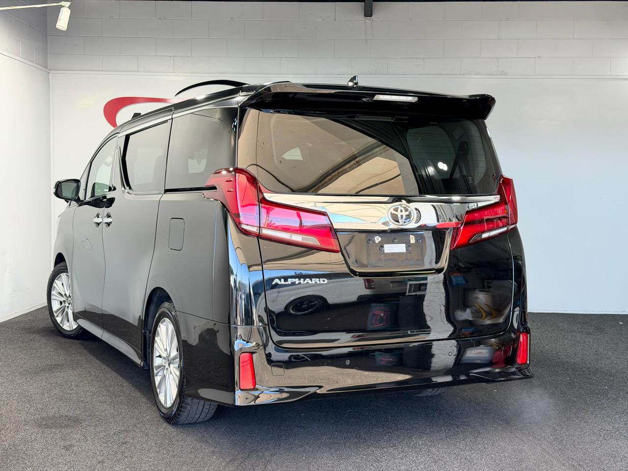 2020 Toyota Alphard