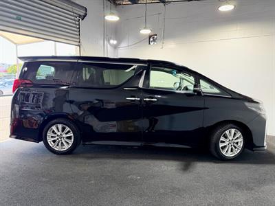 2020 Toyota Alphard - Thumbnail