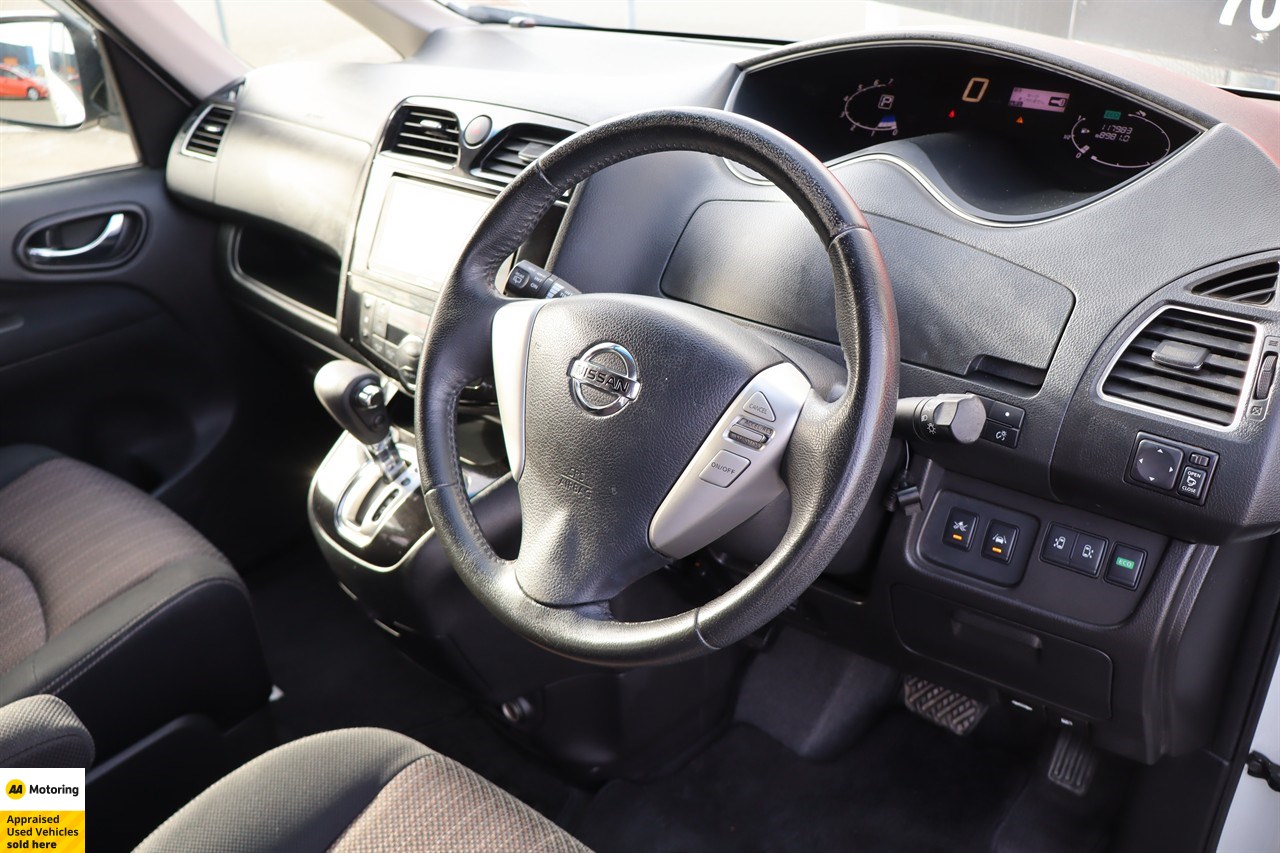 2015 Nissan Serena
