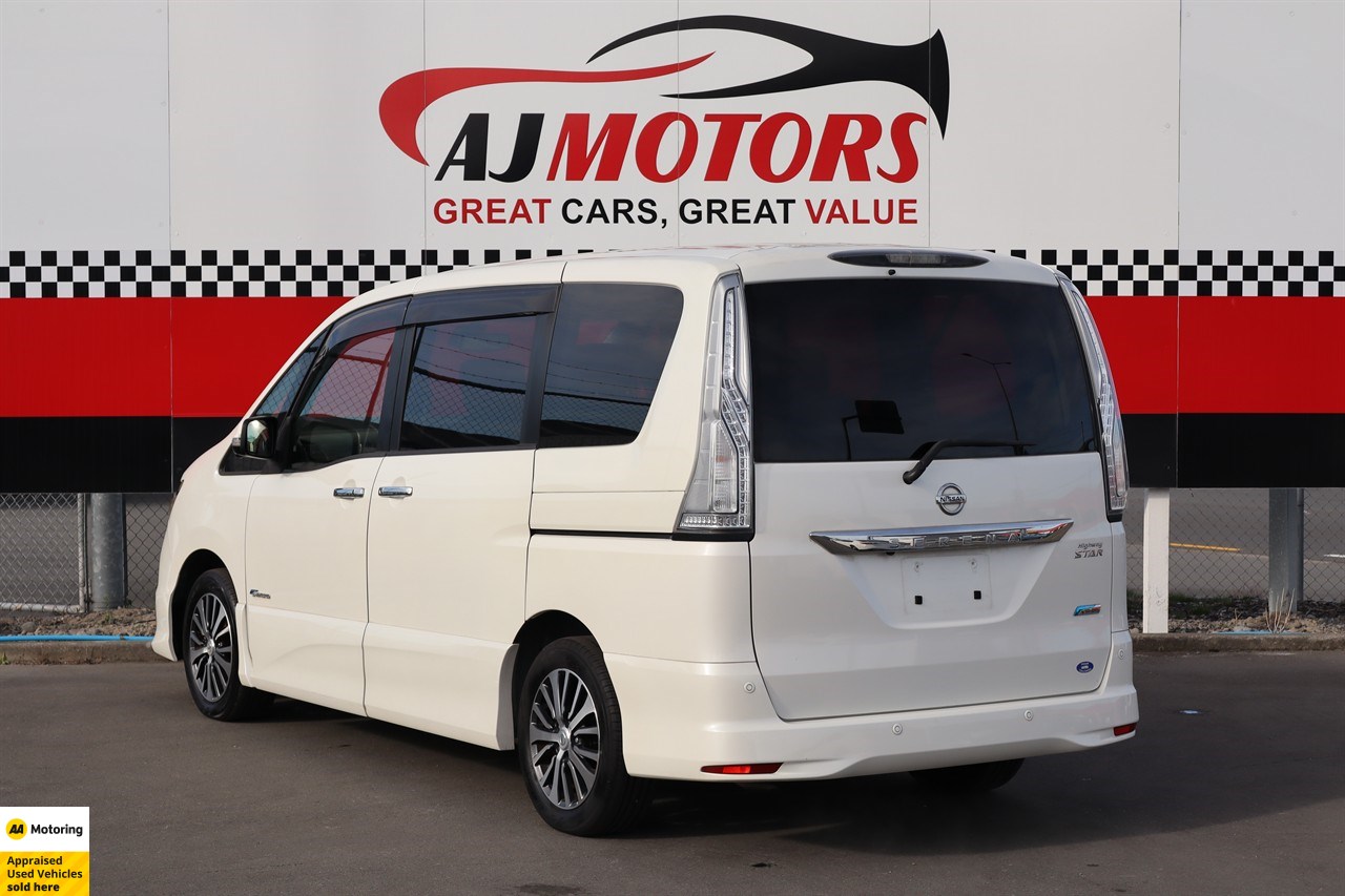 2015 Nissan Serena