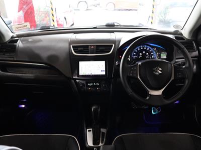 2015 Suzuki Swift - Thumbnail