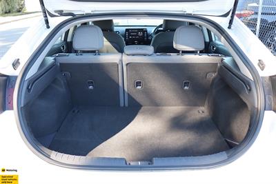 2022 Hyundai IONIQ - Thumbnail