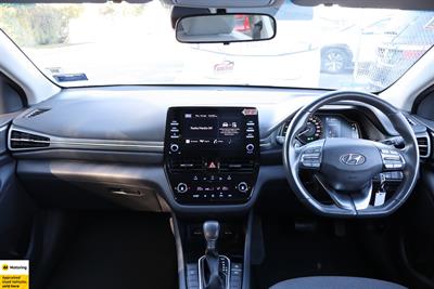 2022 Hyundai IONIQ - Thumbnail