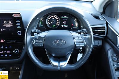 2022 Hyundai IONIQ - Thumbnail