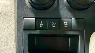 2020 Toyota Hiace - Thumbnail