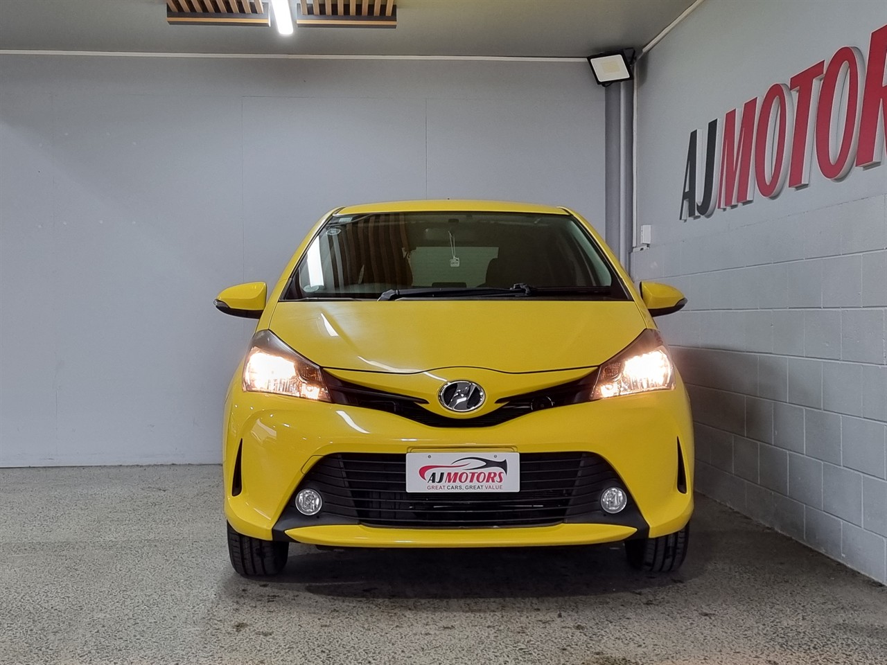 2014 Toyota Vitz