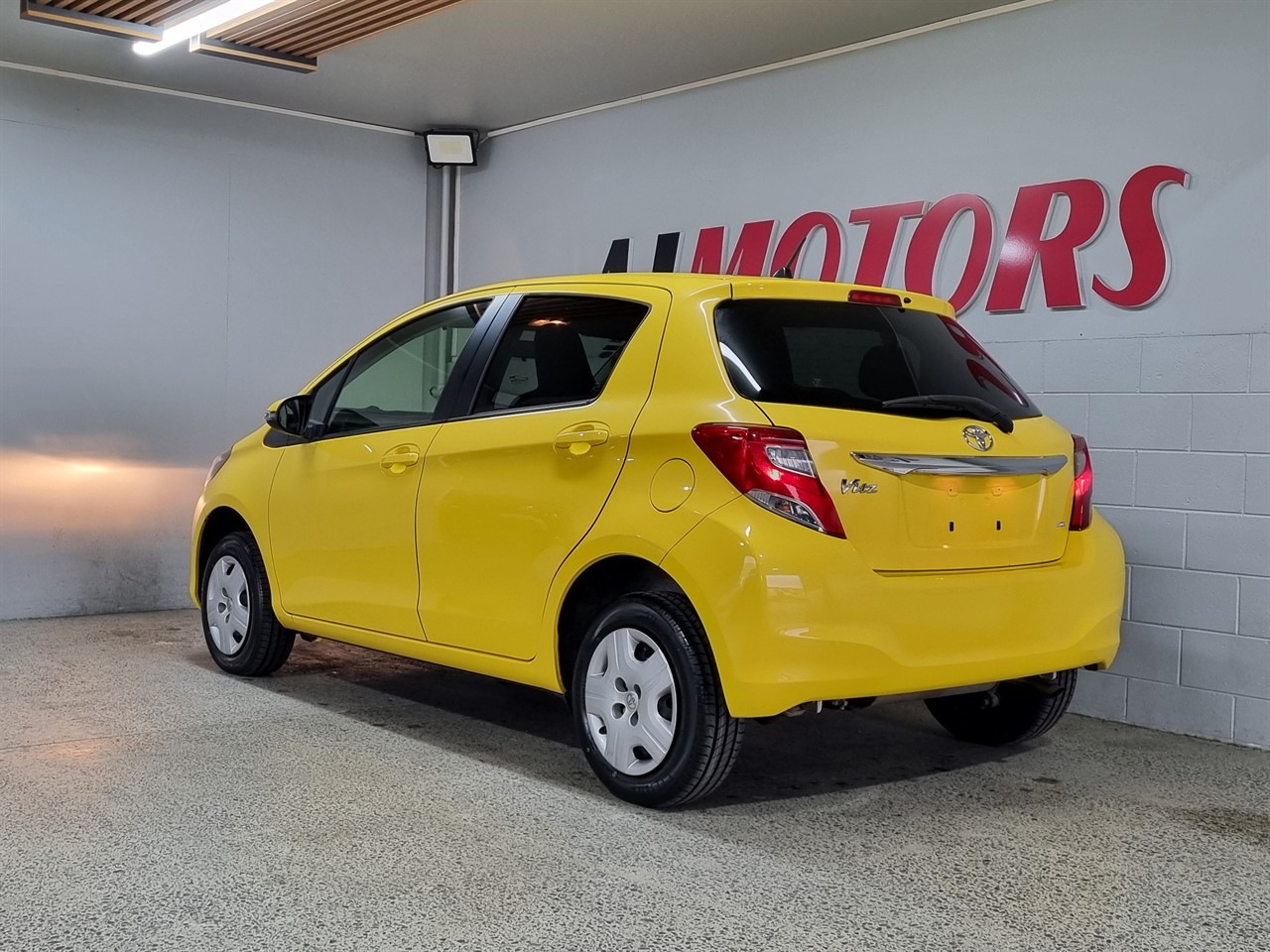 2014 Toyota Vitz