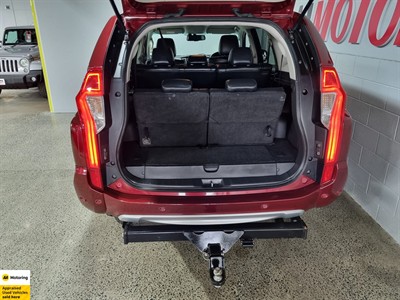 2019 Mitsubishi Pajero Sport - Thumbnail