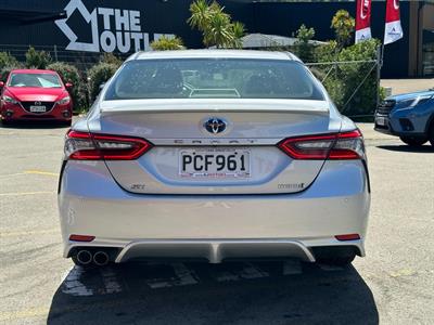 2022 Toyota Camry - Thumbnail