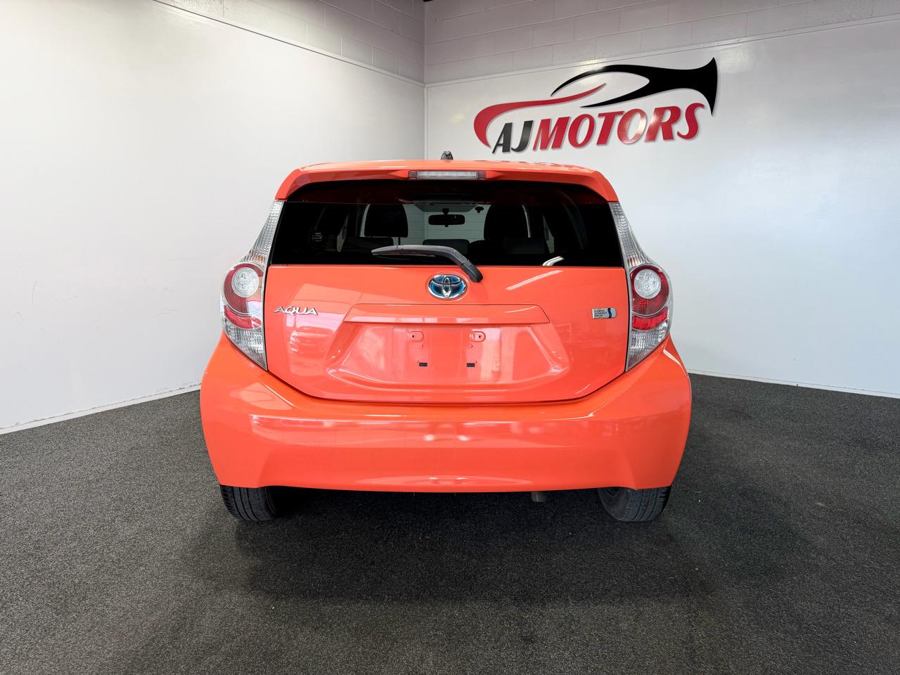 2012 Toyota Aqua