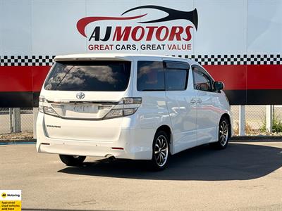 2012 Toyota Vellfire - Thumbnail