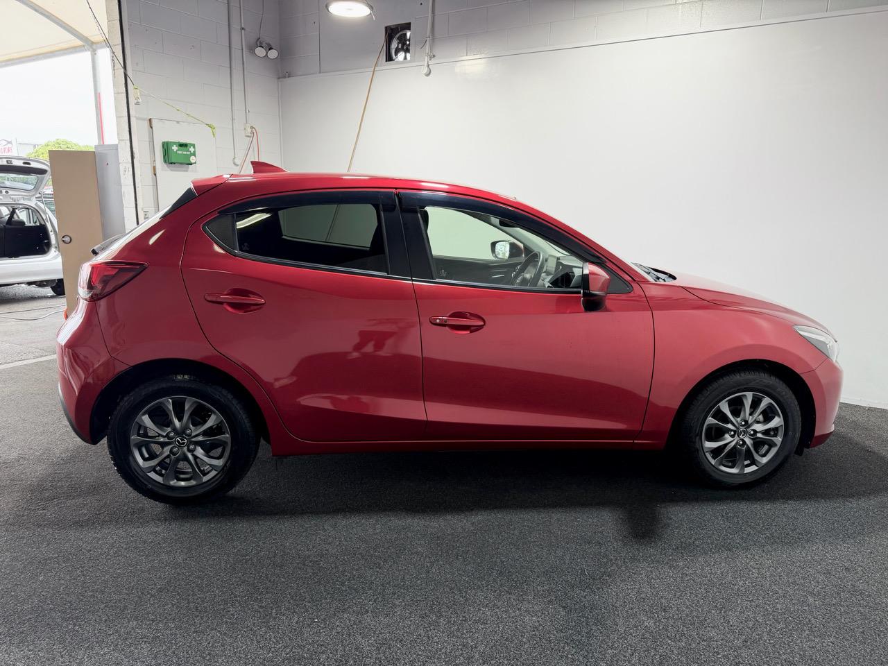 2017 Mazda Demio