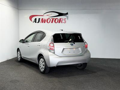 2012 Toyota Aqua - Thumbnail