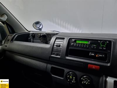 2020 Toyota Hiace - Thumbnail