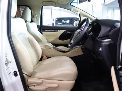 2015 Toyota Vellfire - Thumbnail