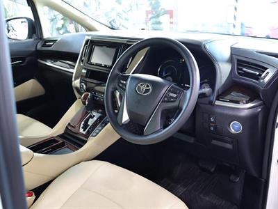 2015 Toyota Vellfire - Thumbnail