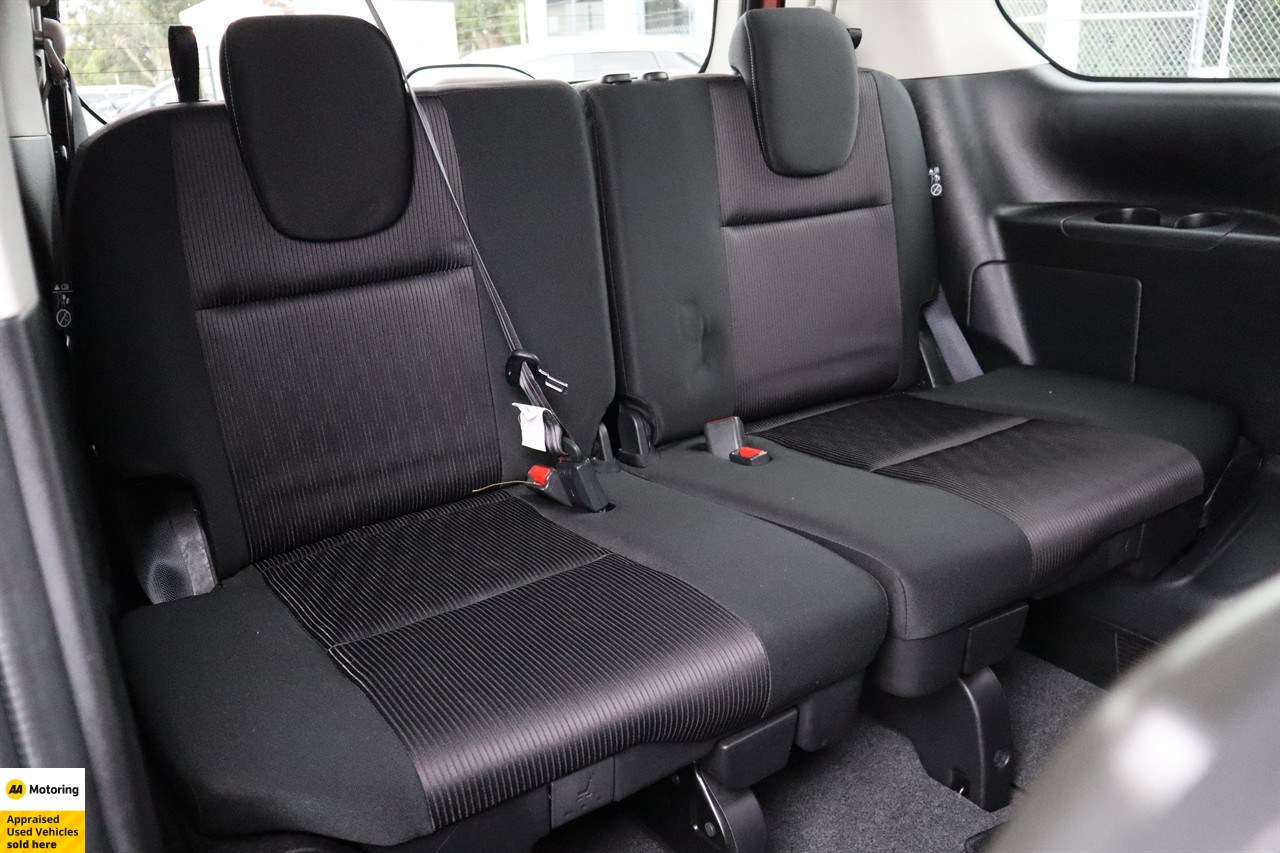2017 Nissan Serena