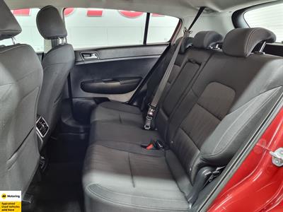 2021 Kia Sportage - Thumbnail