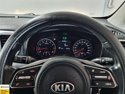 2021 Kia Sportage - Thumbnail