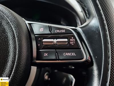 2021 Kia Sportage - Thumbnail