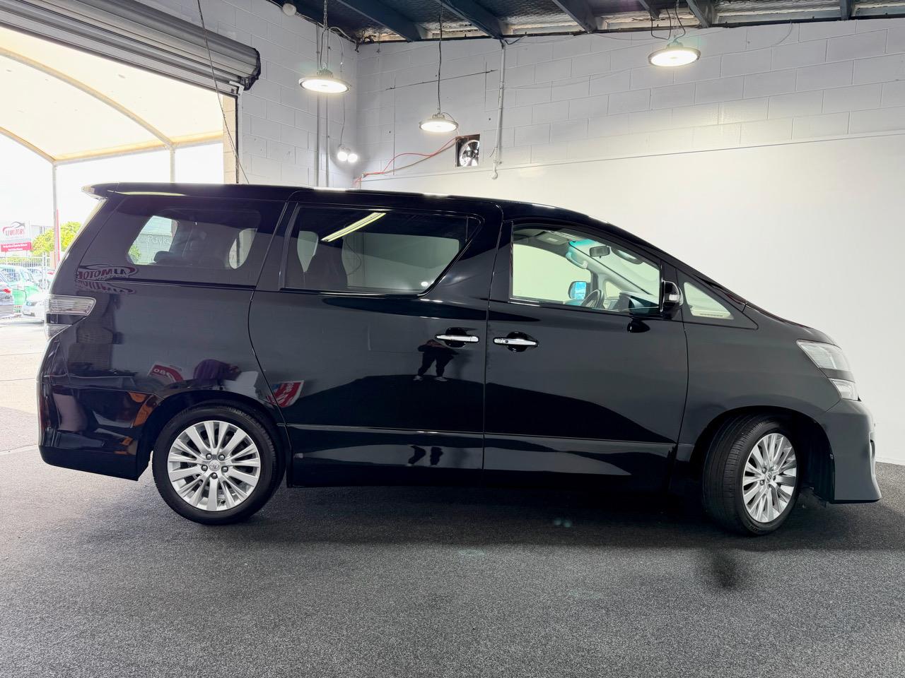 2012 Toyota Vellfire